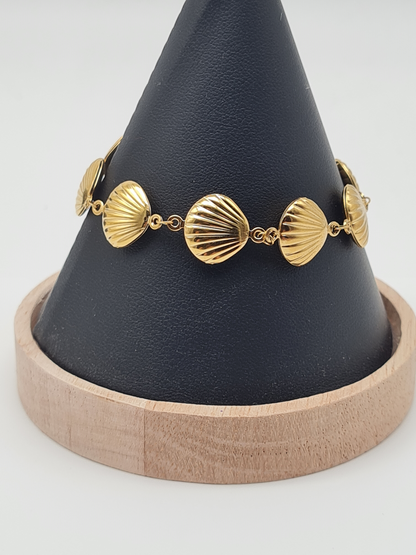 Cosmos Armband, Goldfarbenes Armband mit Goldene Muscheln