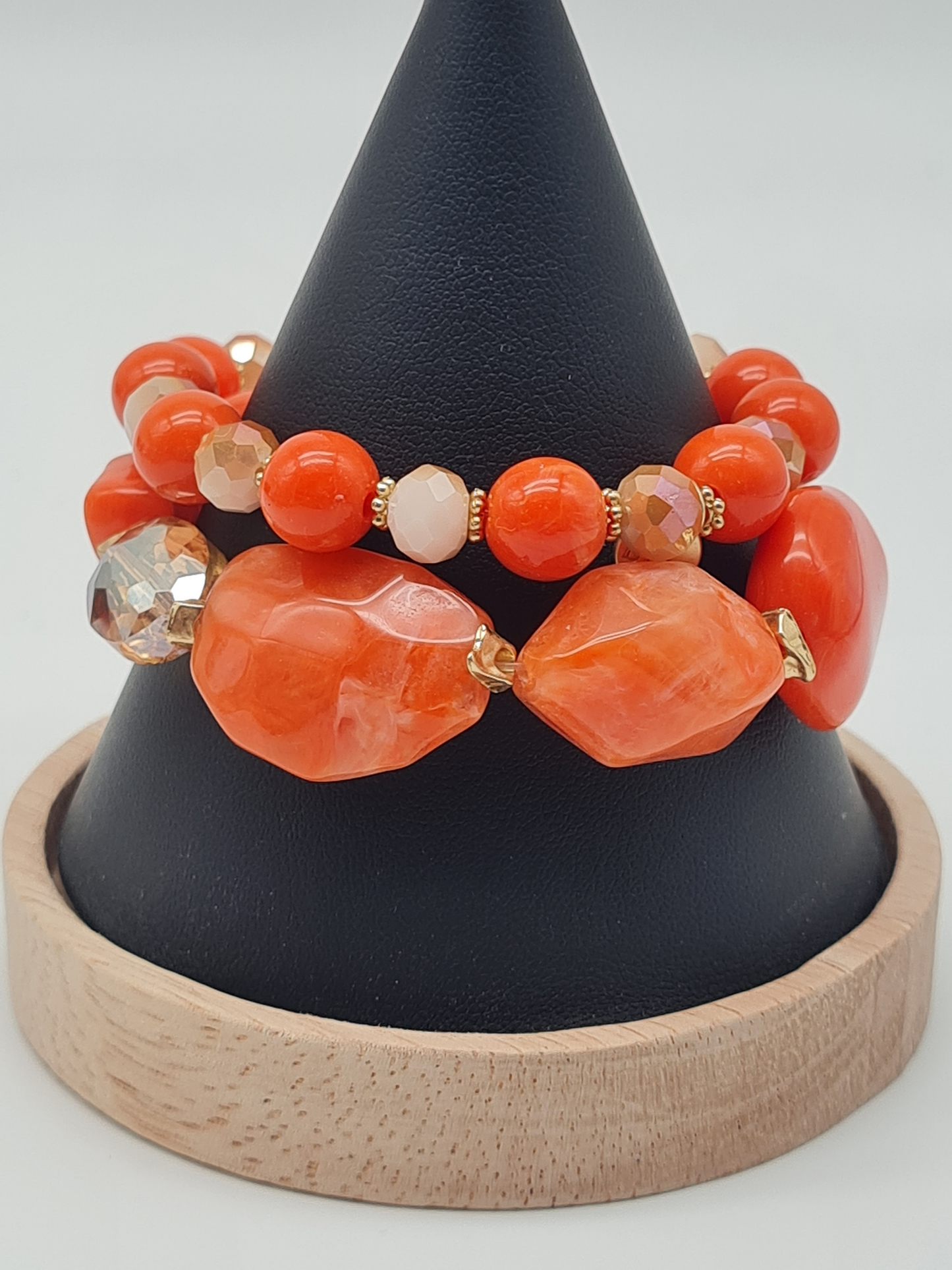 Biba Perlenarmband, Doppelkette mit verschieden Größen Orange Perlen