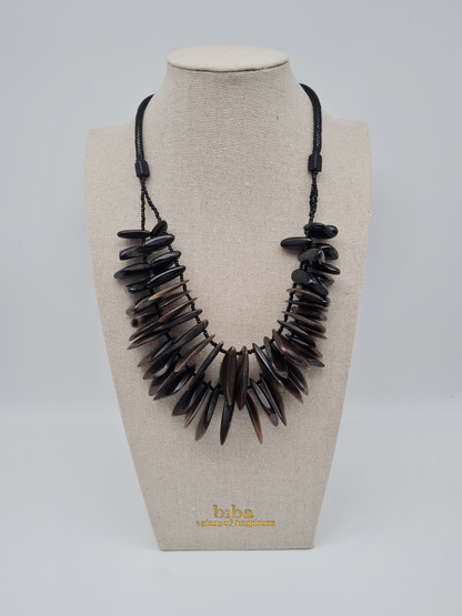 Biba Kurzhalskette Doppelkette mit Resin Steine mit Naturmuster