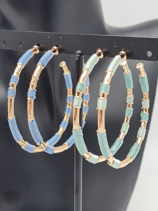 Biba Creolen Goldfarben mit Hellgrüner oder Hellblaue Textil umrandet