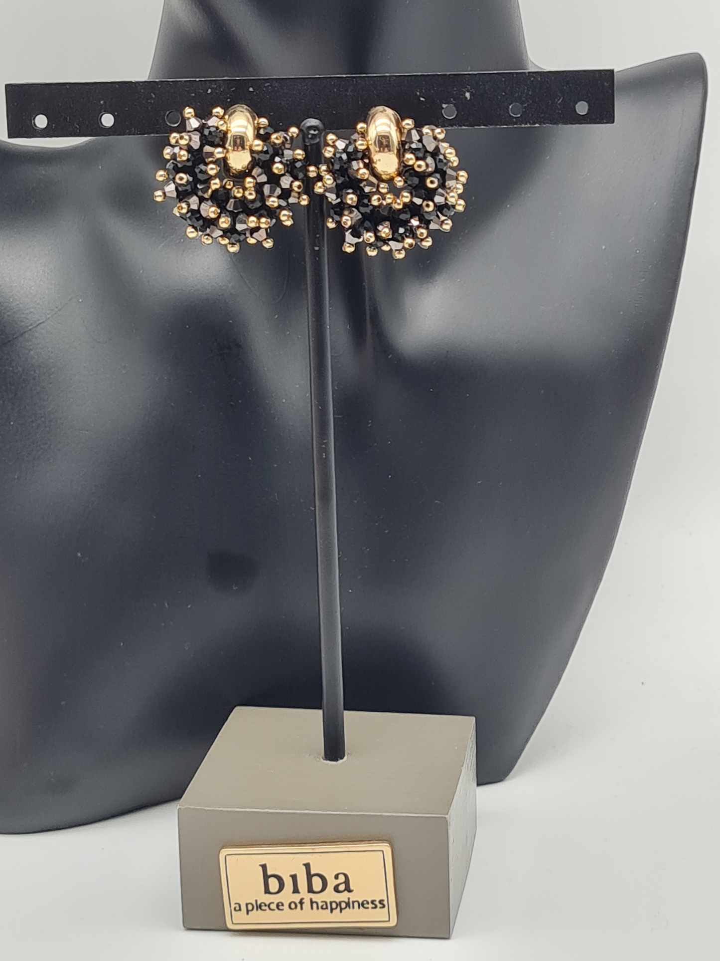 Biba Ohrringe, Ohrstecker Goldfarben mit Schwarz-goldene Perlchen