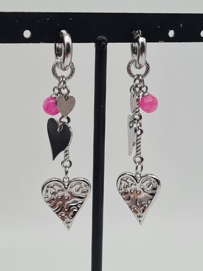 Yehwang Ohrringe mit der Signatur „Love“ silberfarben nickelfrei herz liebe Romantik creolen