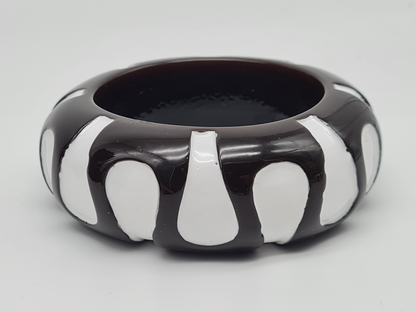 Cosmos Armreif Acryl Schwarz Weiß Black White Zebra Giraffe Trend 2025-2026