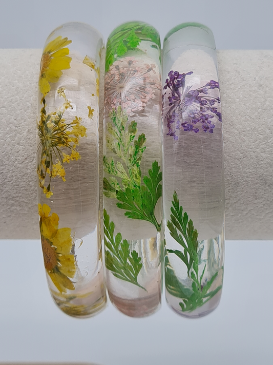 Cosmos Armreif Acryl Transparent Blumen Blätter kombinierbar nickelfrei Trend 2025-2026