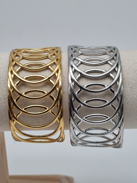 Cosmos Armreif in Silber oder Goldfarben mit Kreis Modern Trend Kombinierbar Nickelfrei