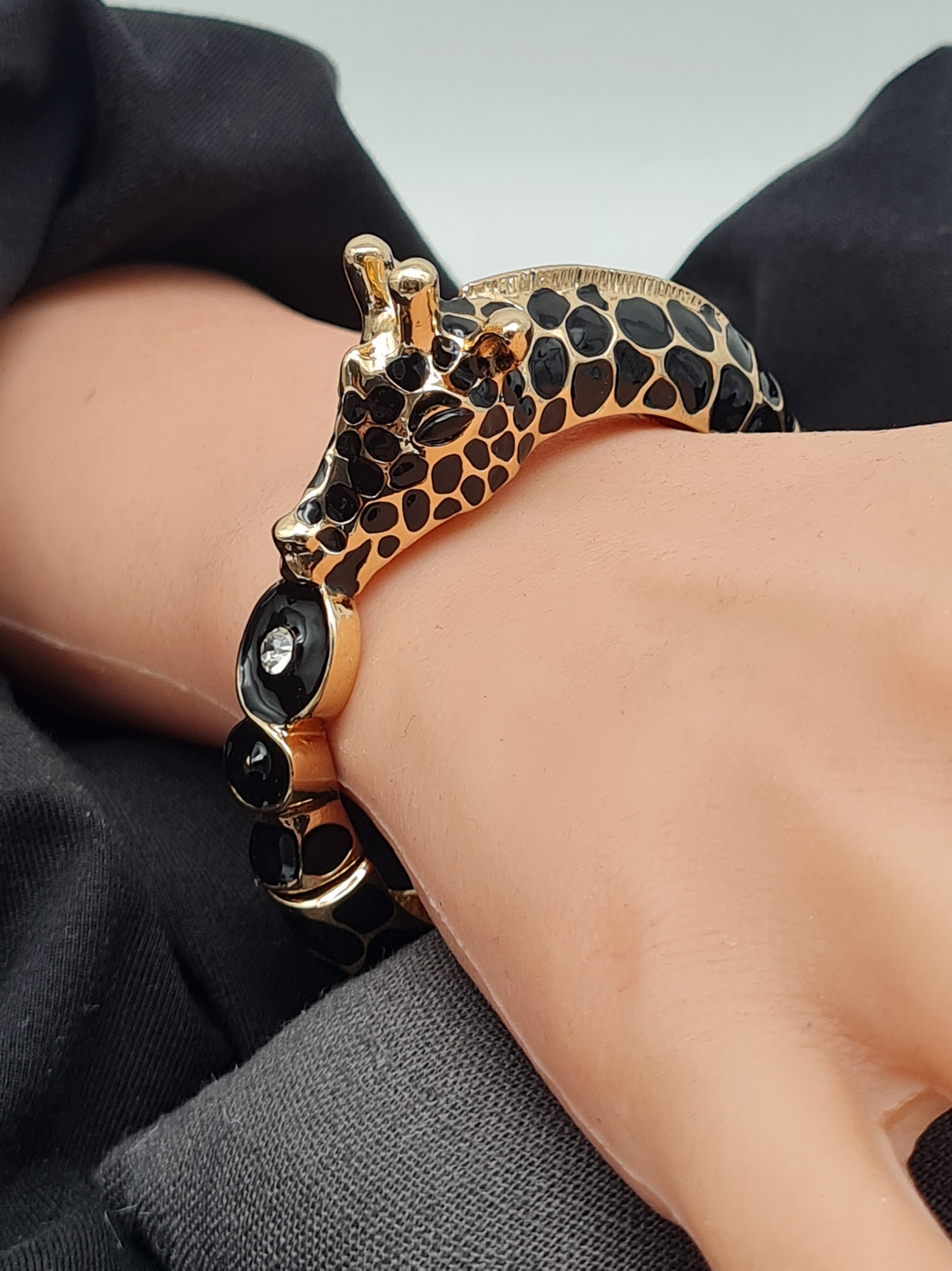 Ardoné Armreif Klapp-Armband Giraffe Tiermuster Tier Jungle Urwald Nickelfrei