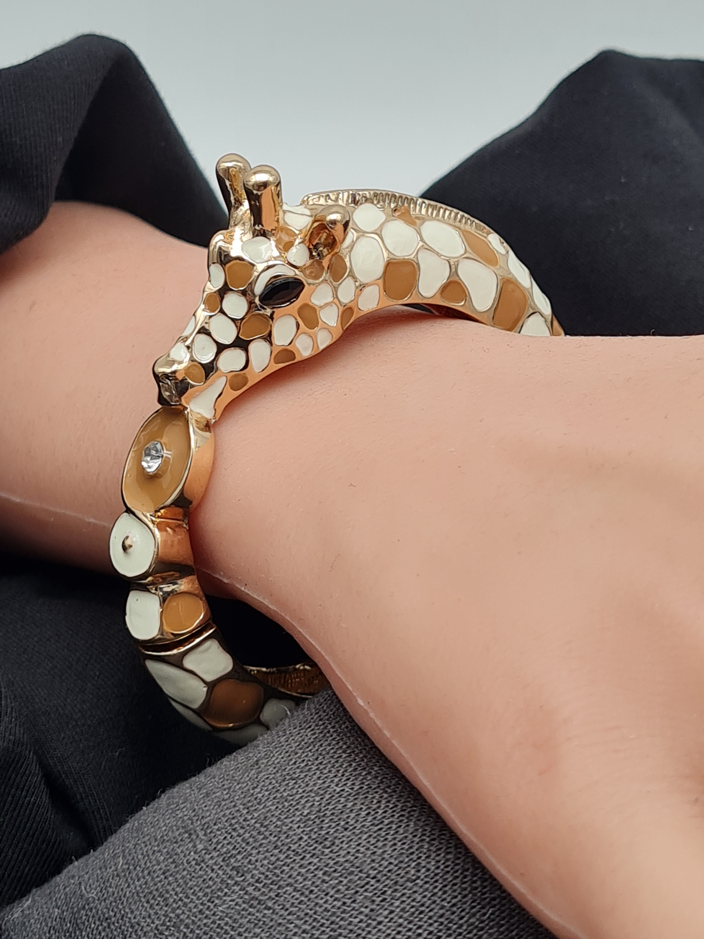 Ardoné Armreif Klapp-Armband Giraffe Tiermuster Tier Jungle Urwald Nickelfrei