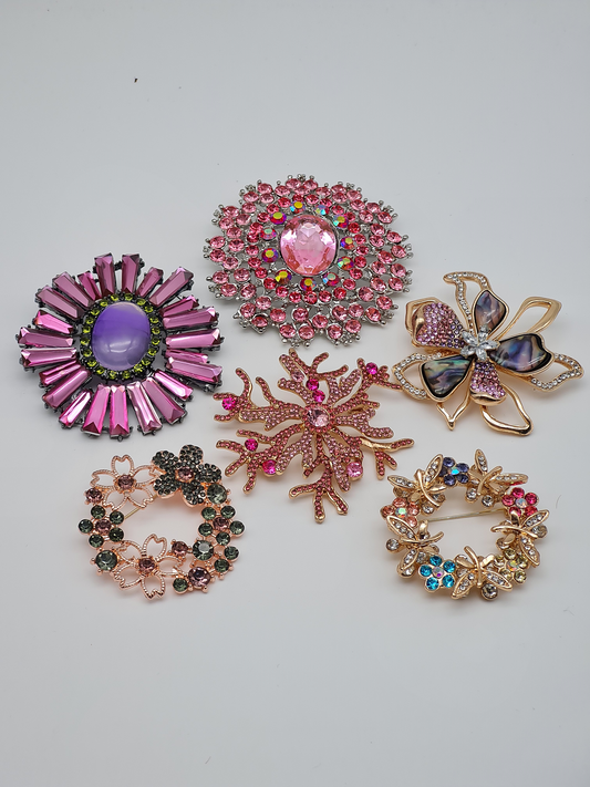 Brosche Golden kranz blume strass pink rosa schmetterling koralle modeschmuck