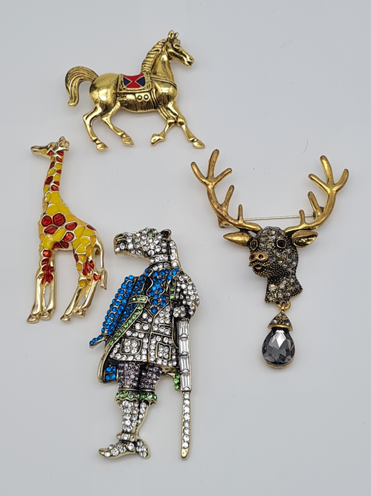 Brosche giraffe hirsch anhänger graf Pferd goldfarben märchen modeschmuck