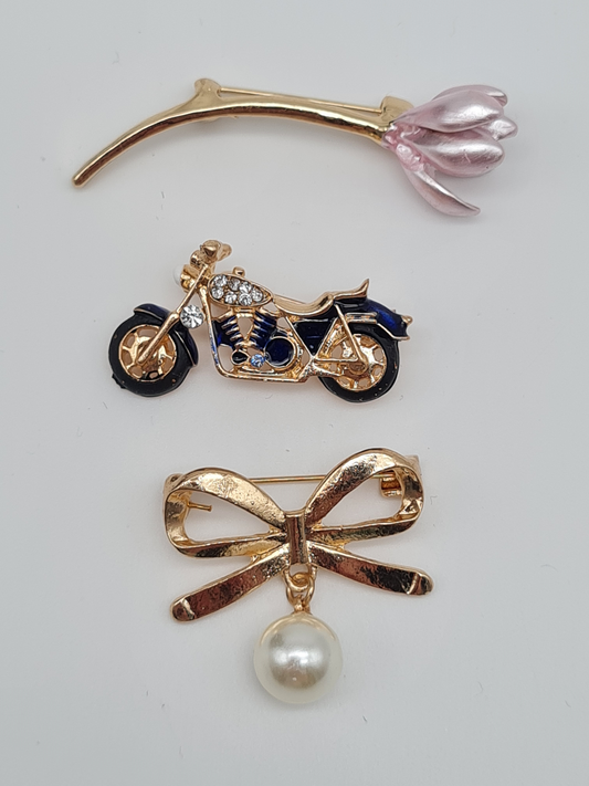 Brosche lostus schleife goldfarben harley motorrat mini klein perle