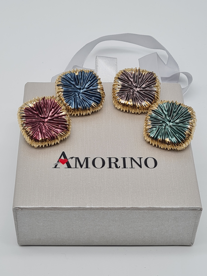 Amorino LOTUSBLATT EMAILLIERTE QUADRATISCHE OHRRINGE nickelfei luxus Ohrstecker