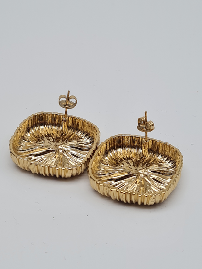 Amorino LOTUSBLATT EMAILLIERTE QUADRATISCHE OHRRINGE nickelfei luxus Ohrstecker