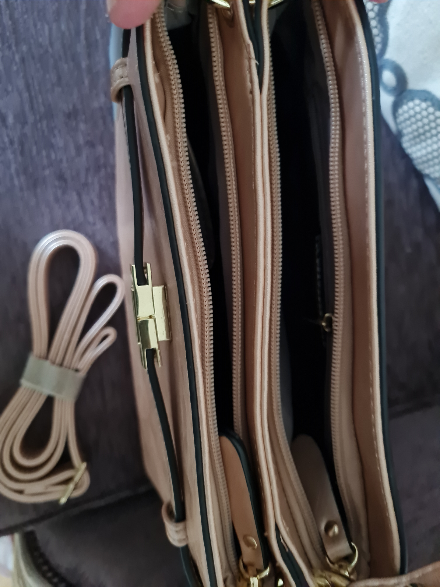 Handtasche, Umhängetasche Ines Delaure beige gold fächer trend geschenk