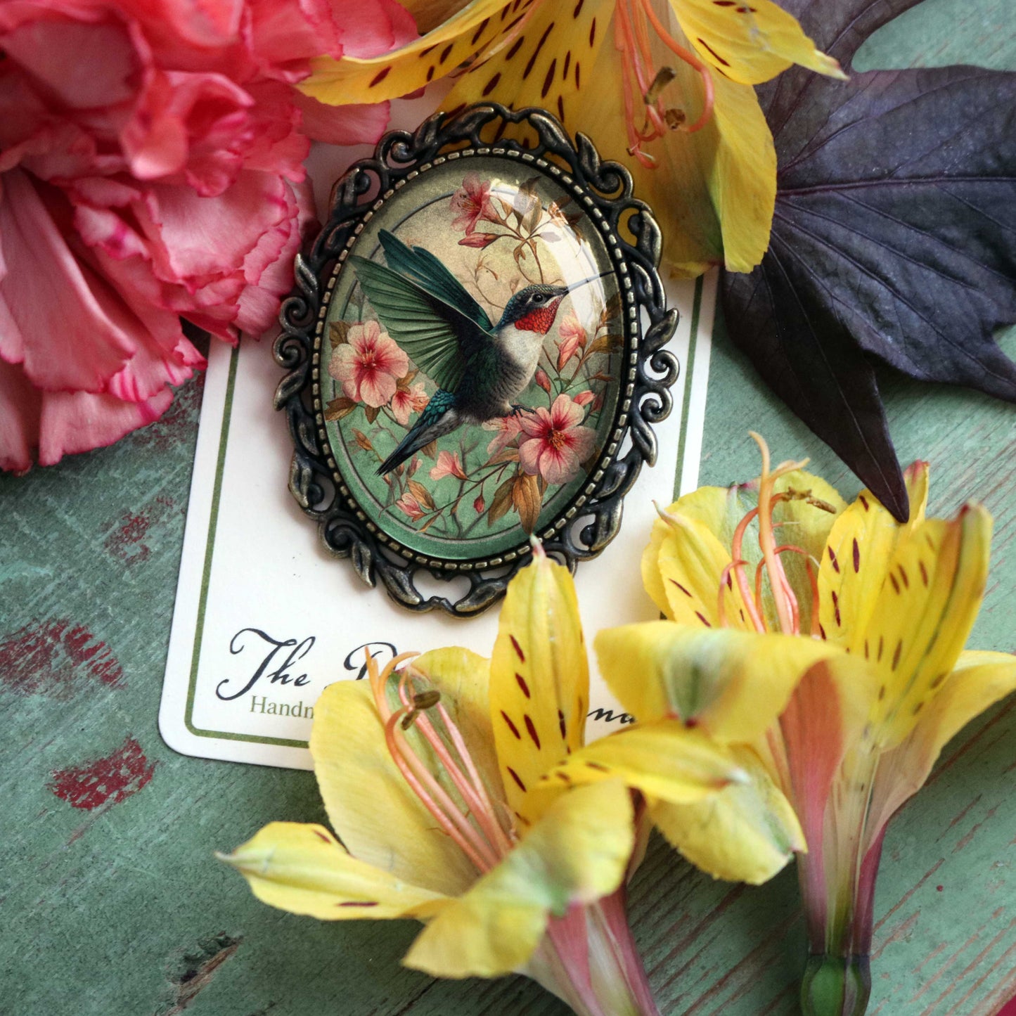 Große ovale Brosche im Art Nouveau Stil mit Kolibri Anstecknadel Vingtage Brocante