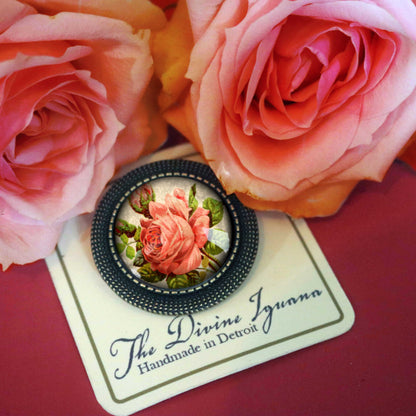 Brosche Victorian Tea Rose Brosche - Romantic Floral Valentine Blume