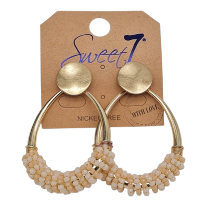 Ohrringe Ohrhänger Gold Tropfenform Creme farbene Perlchen Nickelfrei Sweet7