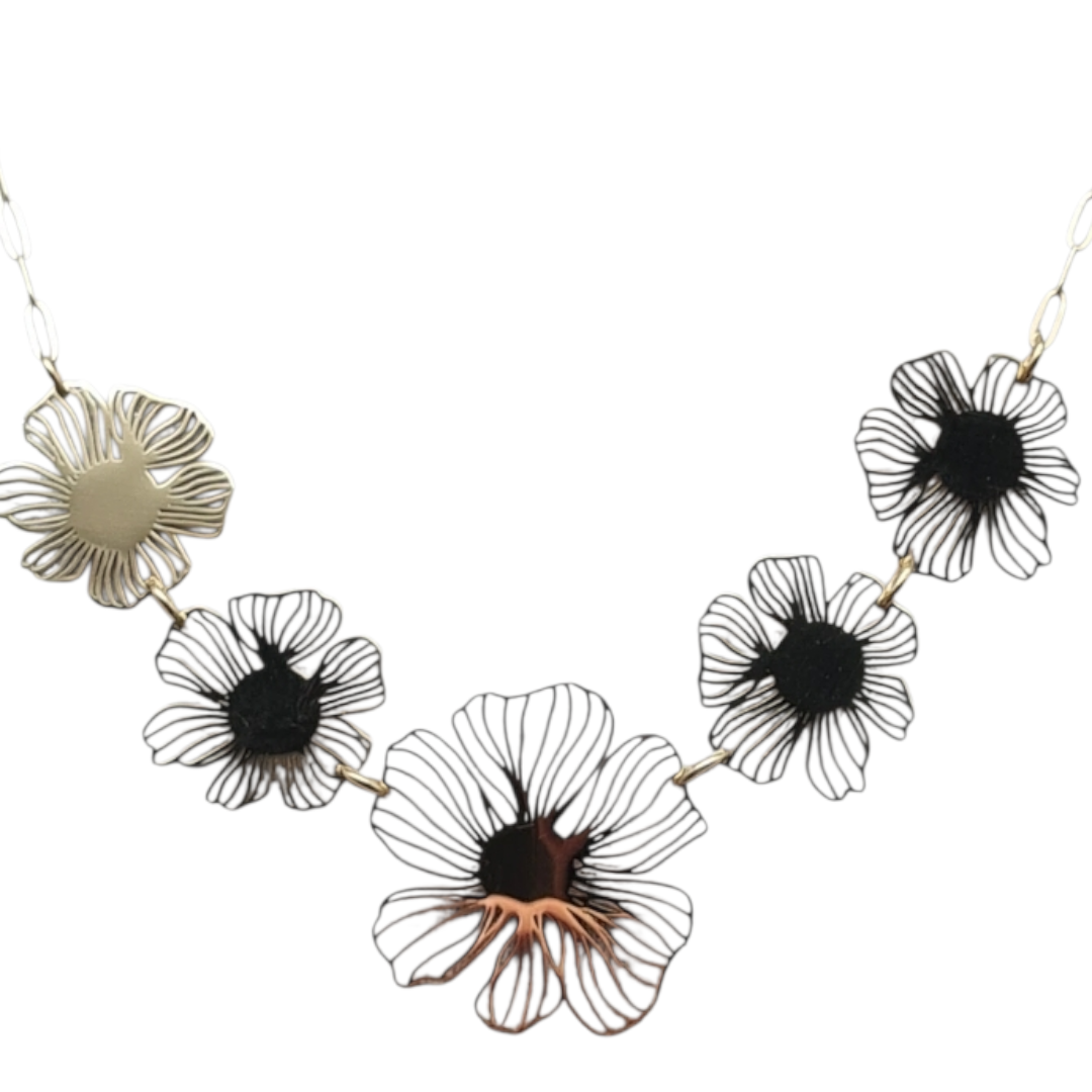 Halskette Goldfarben mit 5 Blumen Nickelfrei Pflanzen Sweet7