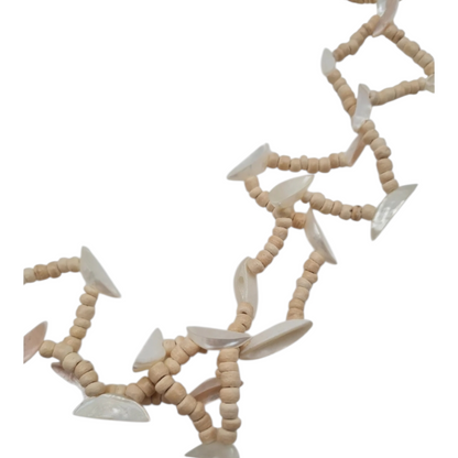Halskette Grau oder Beige mit Muscheln und Acrylperlen Urlaub Strand Biba