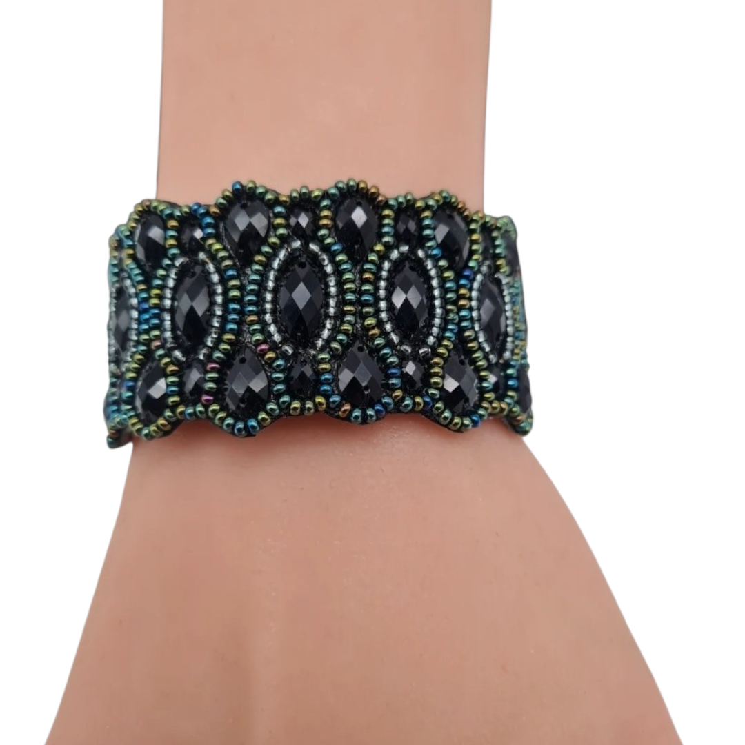 Armband Kunstleder mit Blaue und Schwarze Perlchen Breit nickelfrei Biba