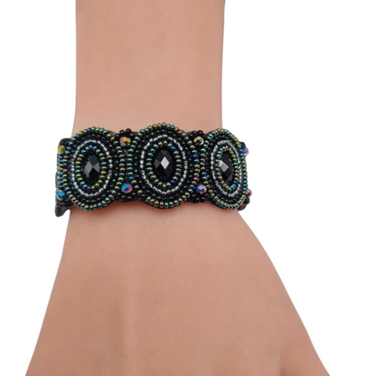 Armband Kunstleder Schwarz mit irisierende Perlchen Nickelfrei Biba