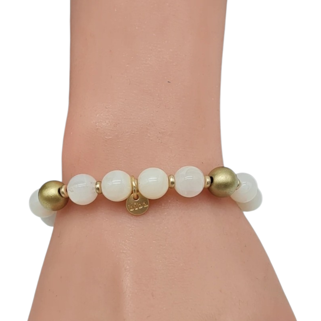 Armband elastisch Perlmutt- mit Matt Goldene Perlen elegant trend Biba