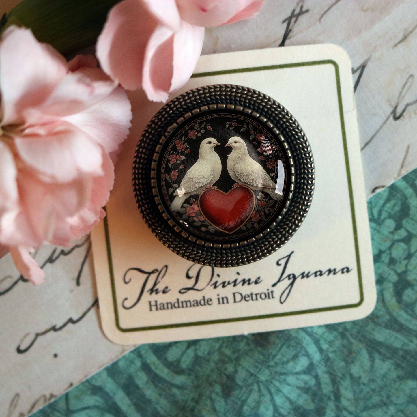 Brosche Anstecknadel Liebesvogel-Tauben Bronze und Glas Valentinstag Brosche