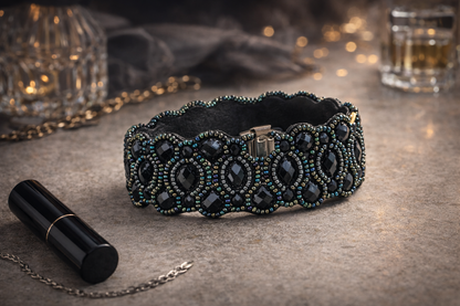 Armband Kunstleder mit Blaue und Schwarze Perlchen Breit nickelfrei Biba