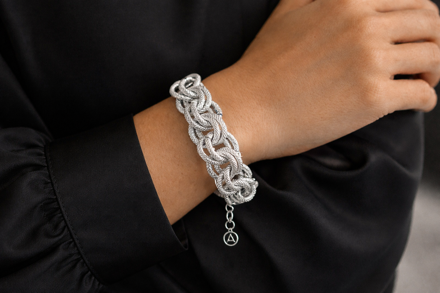 Armband Grobe Kettenarmband mit doppelter Ringglieder Gold-Silberfarben Amorino