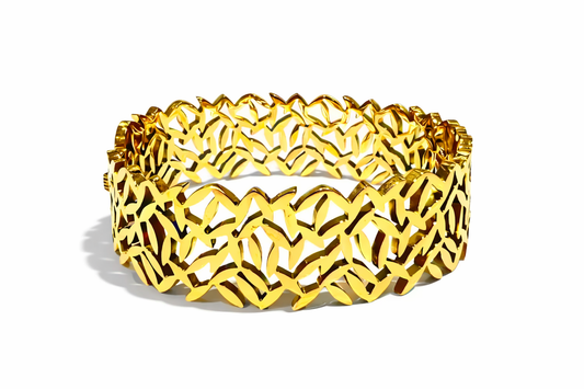 Armband Klapparmband offenes durchbrochenes Muster Goldfarben Amorino