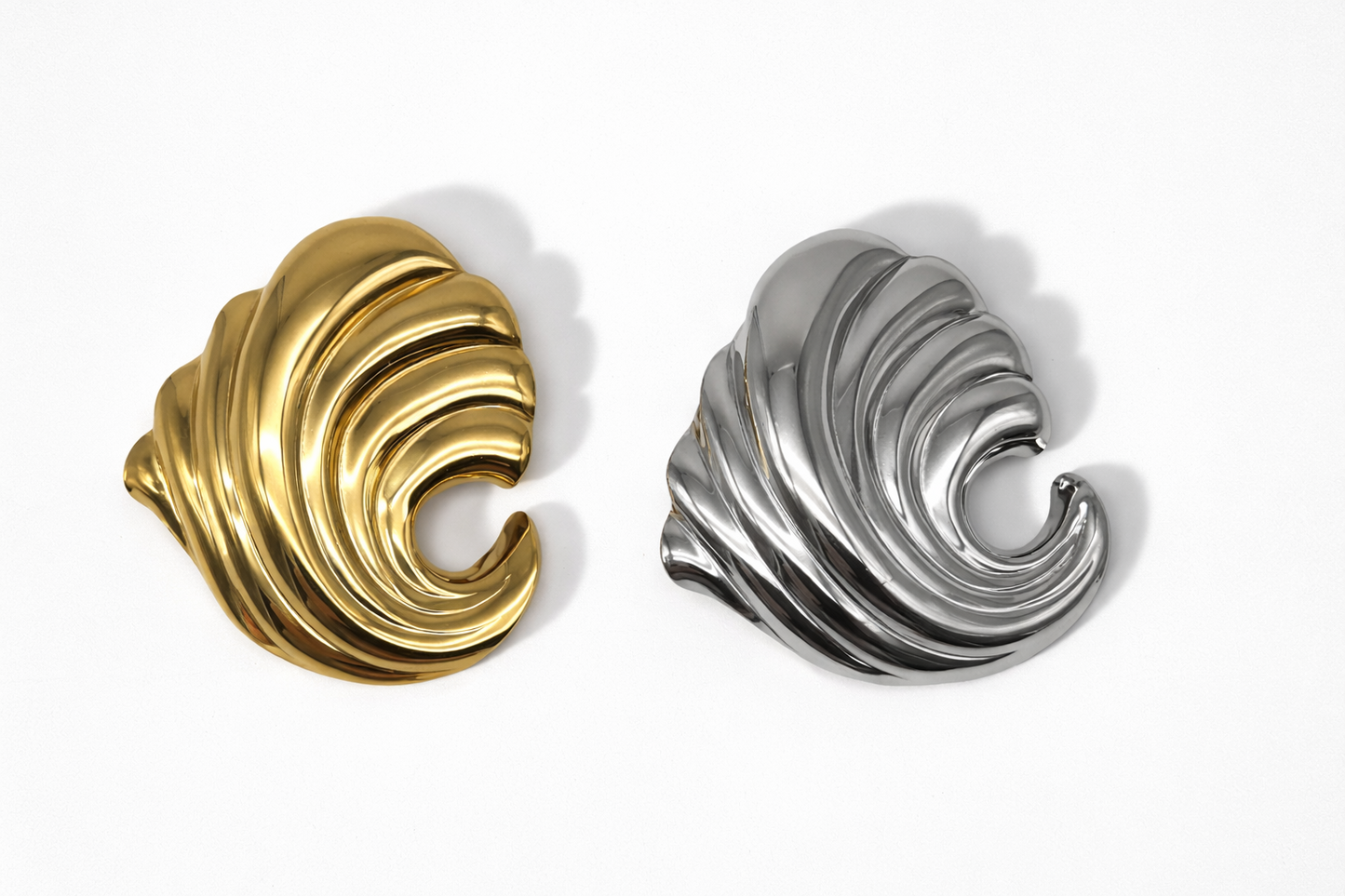 Brosche The Wave Organisch Welle Goldfarben Silberfarben