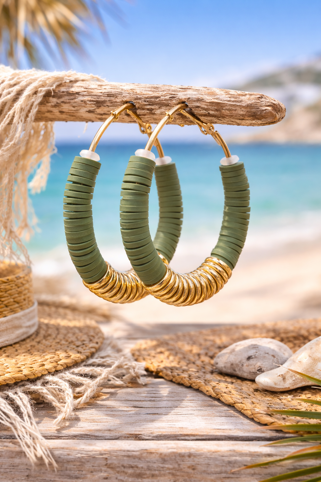 Creolen Muschelkralen verschiedene Farben Ibiza Sommer Trend 2026 WAUW