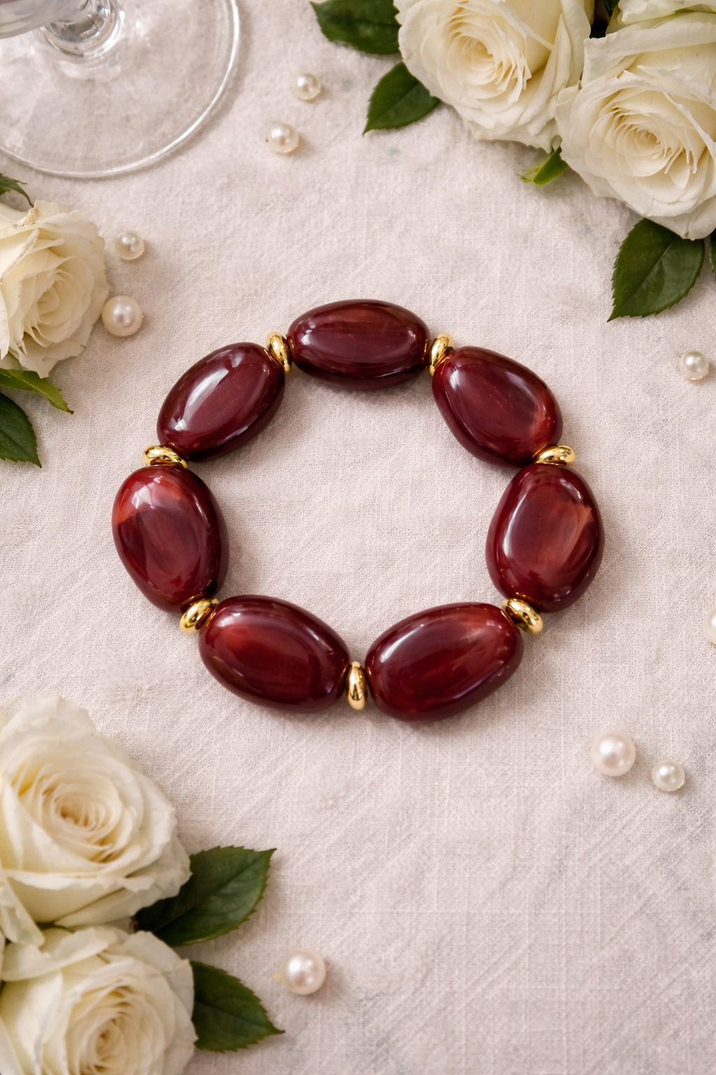 Armband elastisch Goldfarben Burgund Bordeaux Acryl-Perlen nickelfrei Trend WAUW