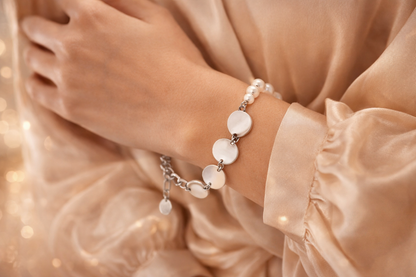 Armband matt-Silber mit Perlchen und Kreis-Elementen Elegant Nickelfrei Biba