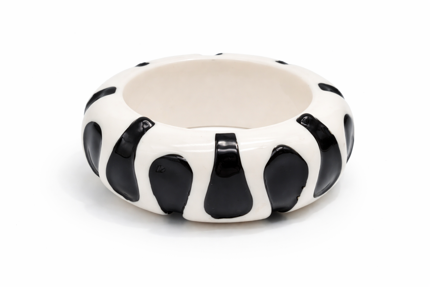 Armreif Acryl Schwarz Weiß Black White Zebra Giraffe Trend Cosmos