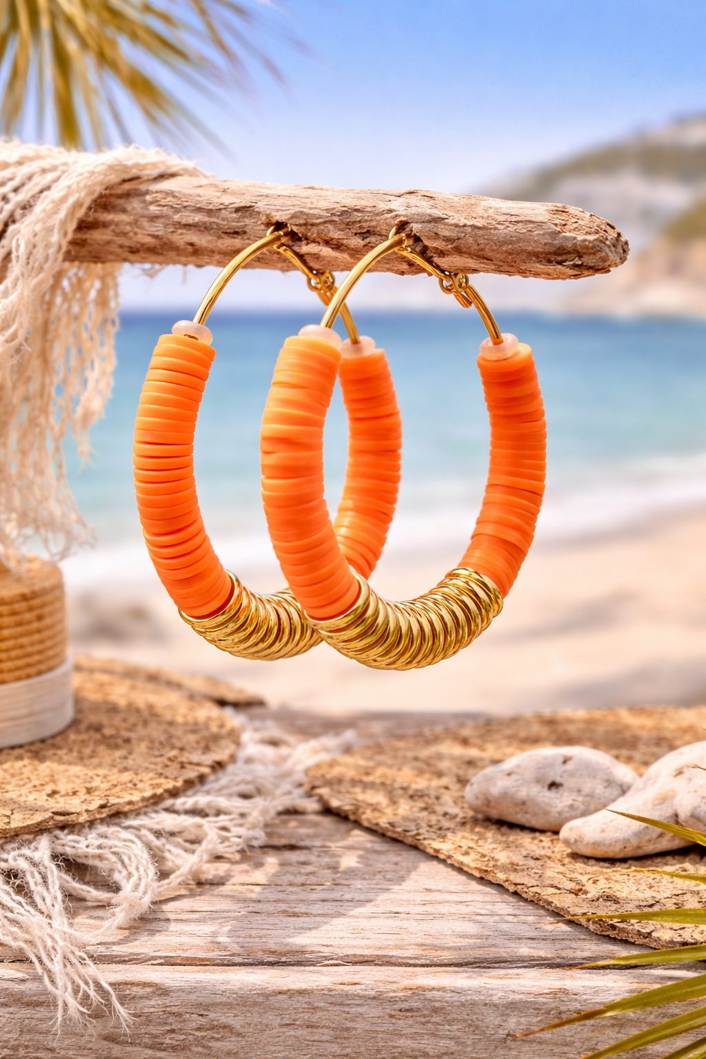 Creolen Muschelkralen verschiedene Farben Ibiza Sommer Trend 2026 WAUW