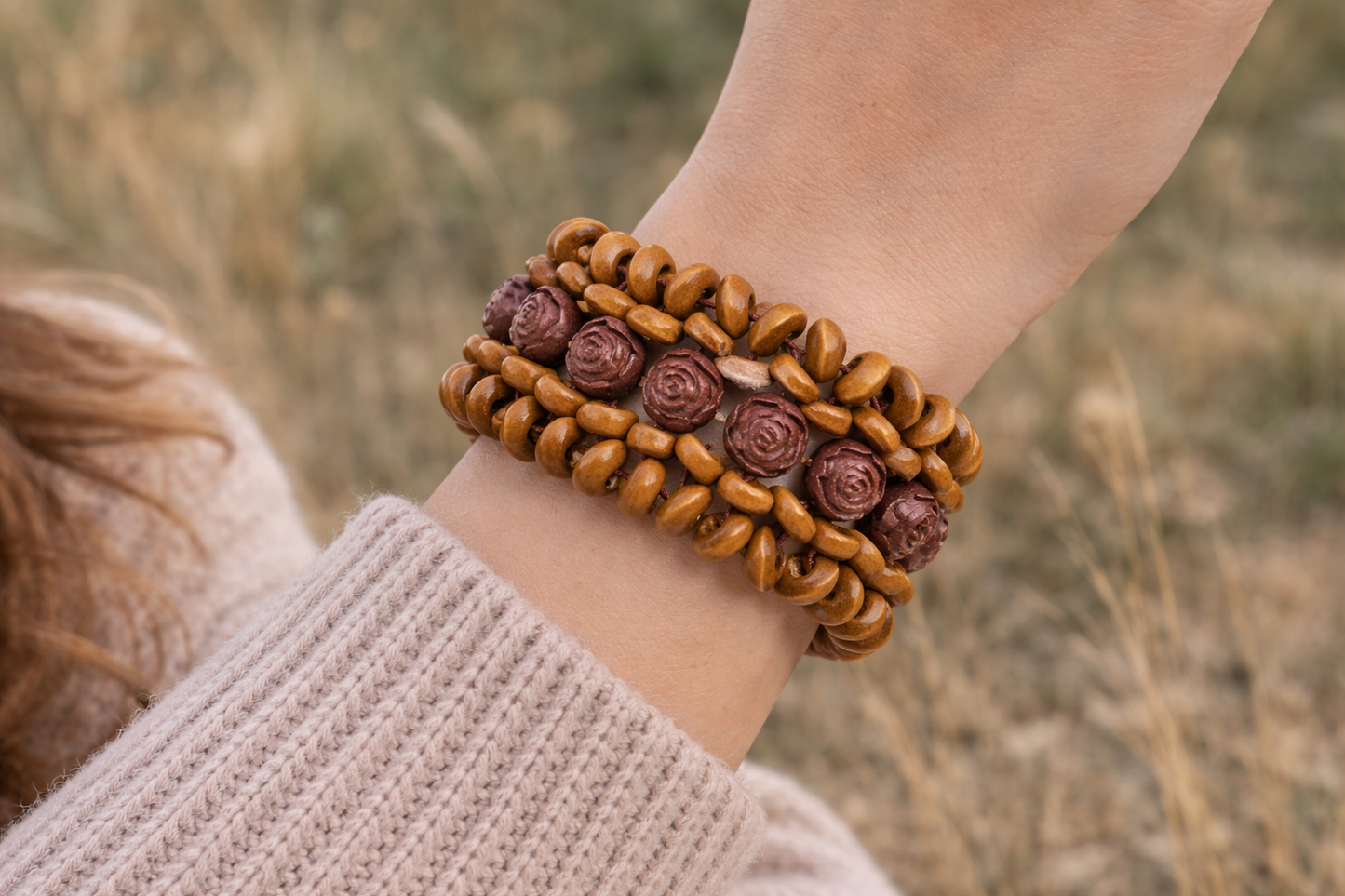 Armband Holzarmbänder Braun Beige Natur Stretch Rosen Blumen Sensibling Corp.