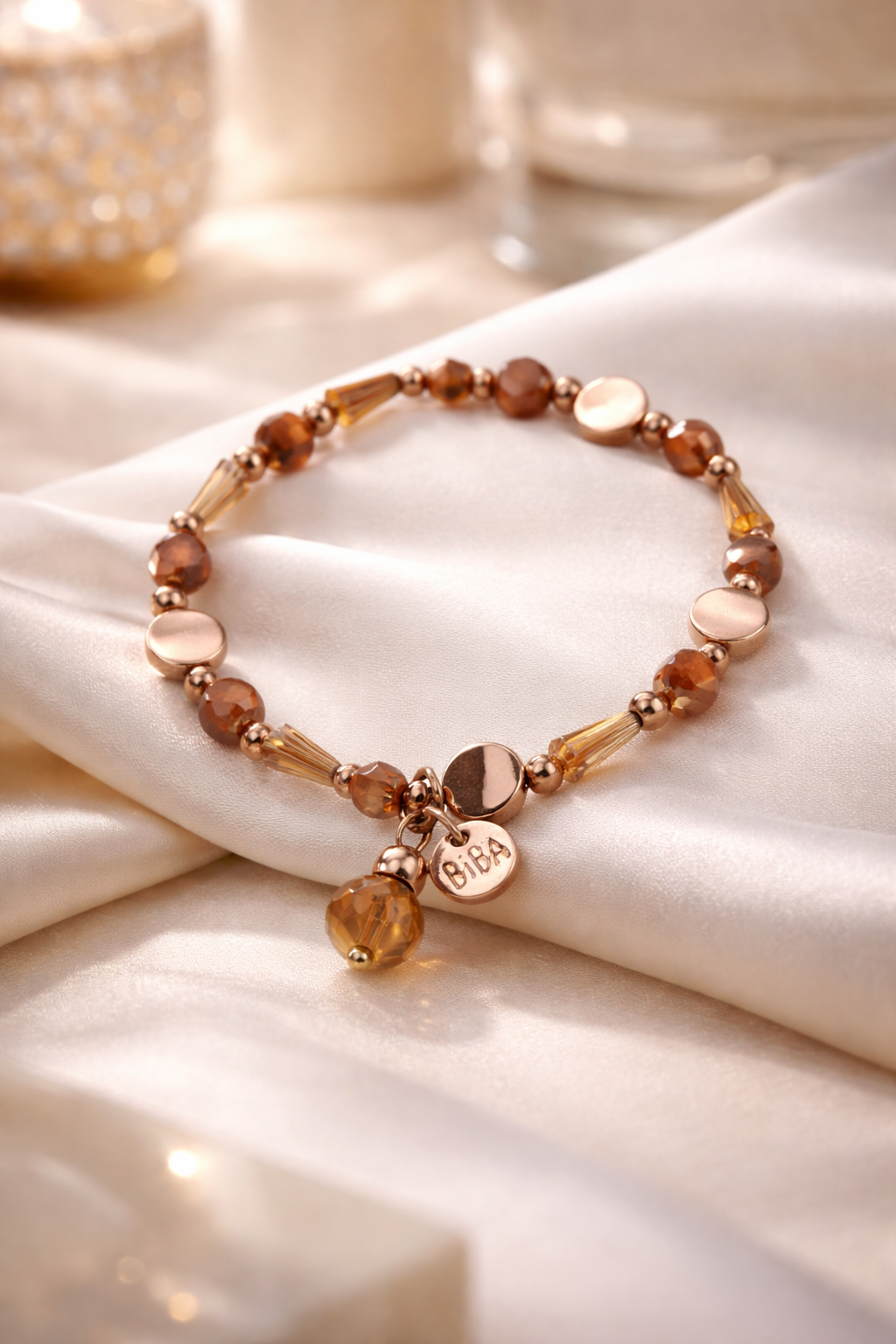Armband elastisch in Goldkupfer mit warmen Orangetöne Trend 2026 Biba