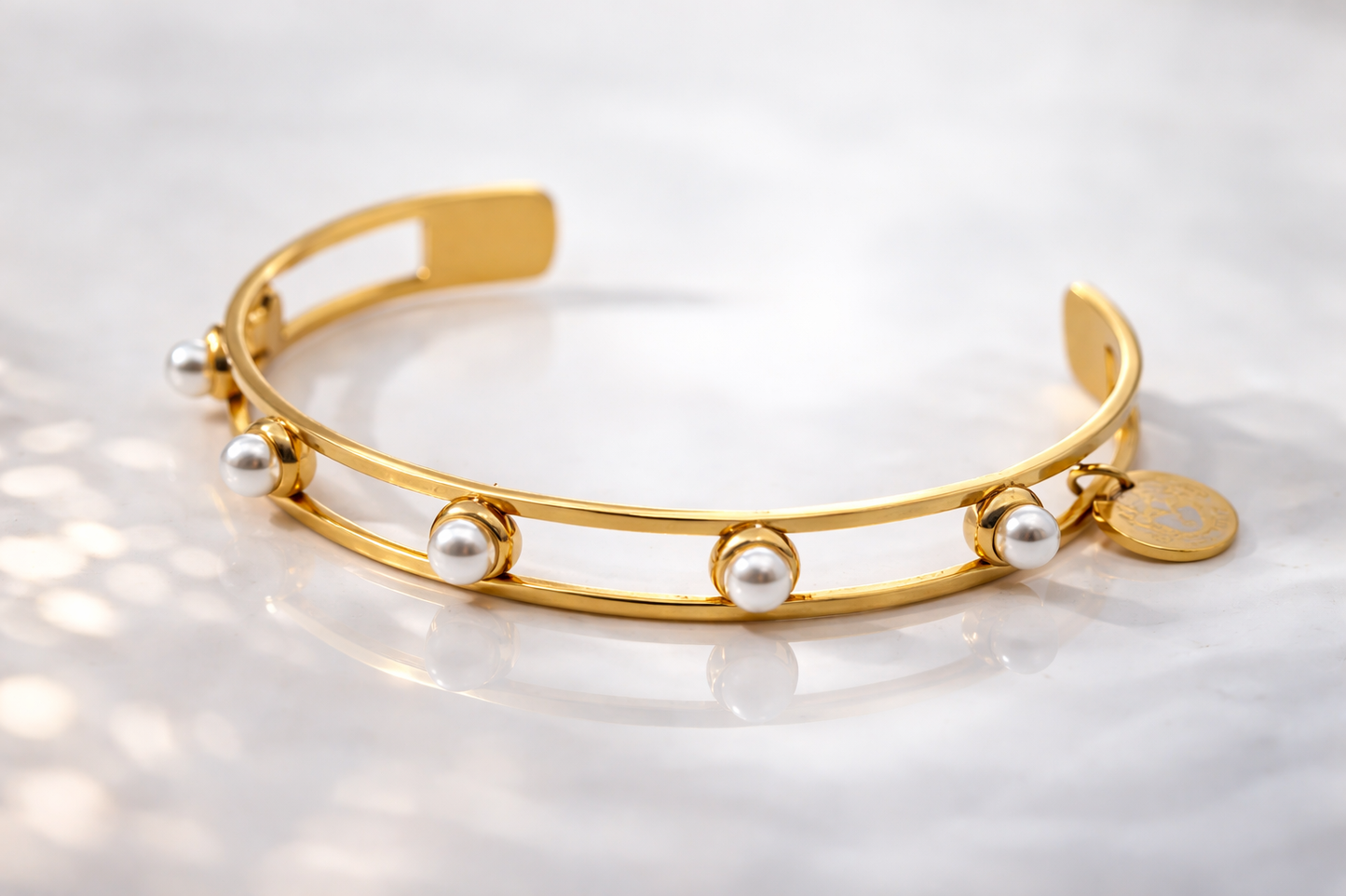 Armreif Offen mit Kunstperlen besetzt Nickelfrei Trend 2026 Ardoné