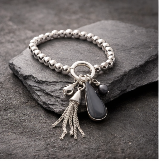 Armband Silberfarben grau nickelfrei stretch elastisch Anhänger Biba