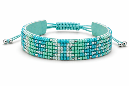 Armband Freundschaftsarmband mit Blau- Türkisen eingewebte Perlen Biba