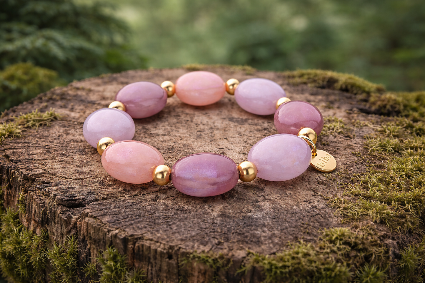 Armband elastisch Braun-Natur Lila-Töne Mat-Goldene Perlchen Nickelfrei Biba