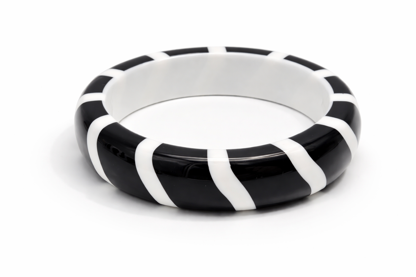Armreif Acryl Schwarz Weiß Black White Zebra Giraffe Trend Cosmos