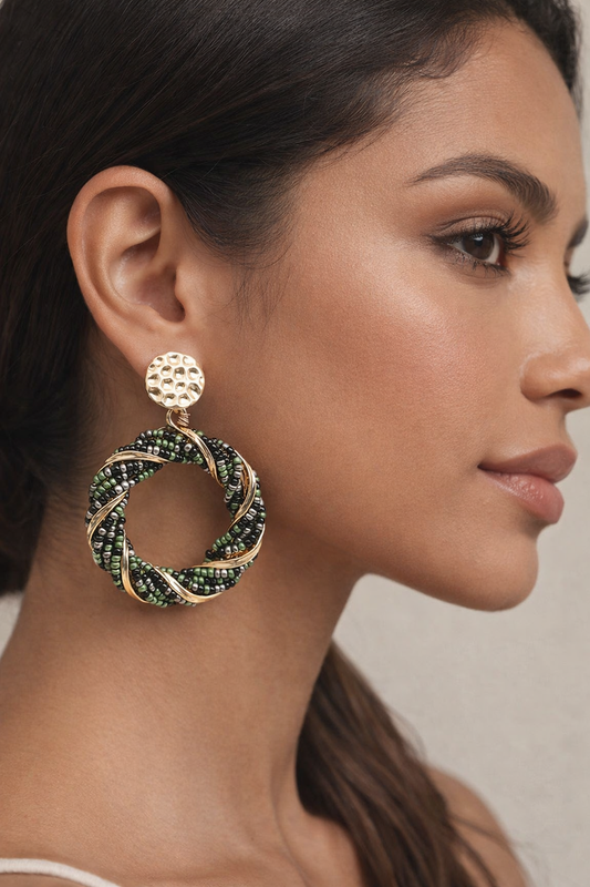 Ohrringe Ohrhänger kreisförmig Grün-Schwarze Perlen gedreht  Goldfaden Nickelfrei Sweet7