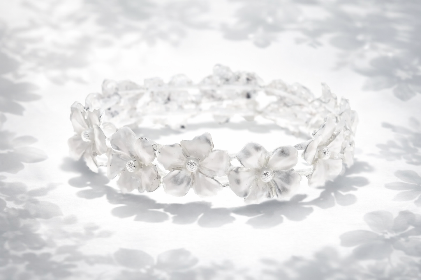 Armband Blumen Silberweiß Statement Blüten Trend Nickelfrei