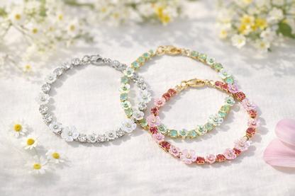 Armband mit Emaille und funkelnden Strasssteinen Flowerpower Blumen