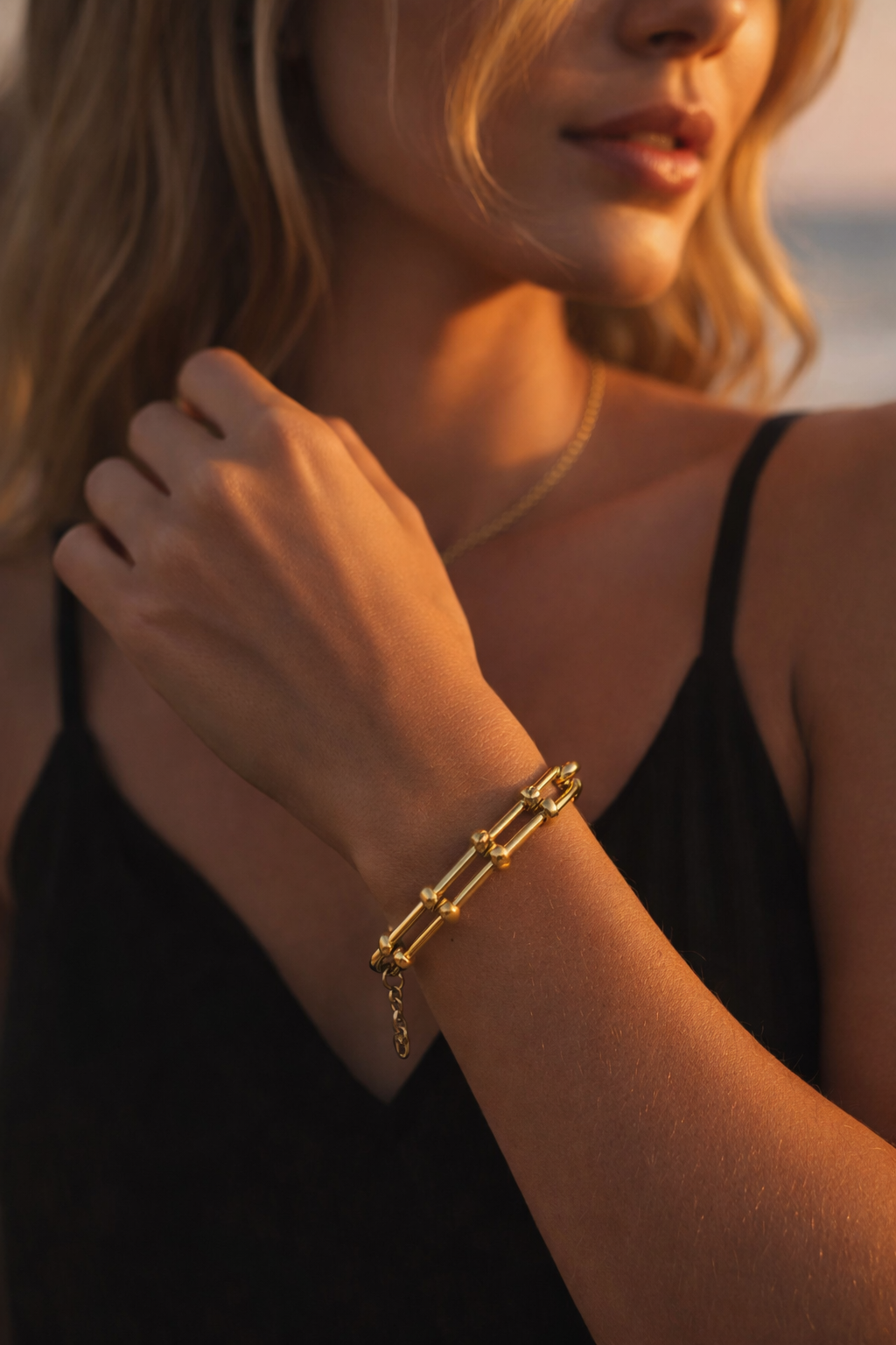 Armband auffällige Gliederkette in Goldfarben, Elegant, Stilvoll Trend Cosmos